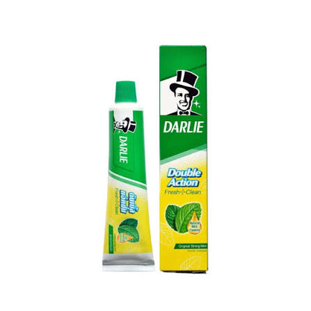 A toothpaste tube of Darlie Double Action Fresh + Clean (140 g) featuring a sleek packaging design, formulated to help remove plaque while providing long-lasting fresh breath and a clean mouth feel.