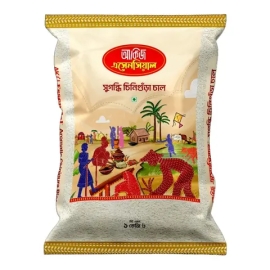 Akij Essential Chinigura Rice 1kg premium aromatic rice pack with fine grains for traditional Bangladeshi dishes.