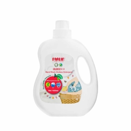 Farlin Hand Wash Clothes Detergent 500ml bottle for gently cleaning clothes by hand, featuring a compact detergent container suitable for laundry use.