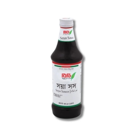 Bd Food Soya Sauce 500ml bottle with dark soy sauce seasoning for cooking and enhancing Asian cuisine flavours.