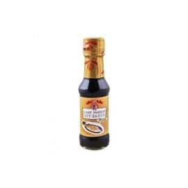 Suree Brand Light Premium Soy Sauce 295ml bottle with authentic savory flavor, ideal for stir-fry dishes, marinades, and Asian cuisine.